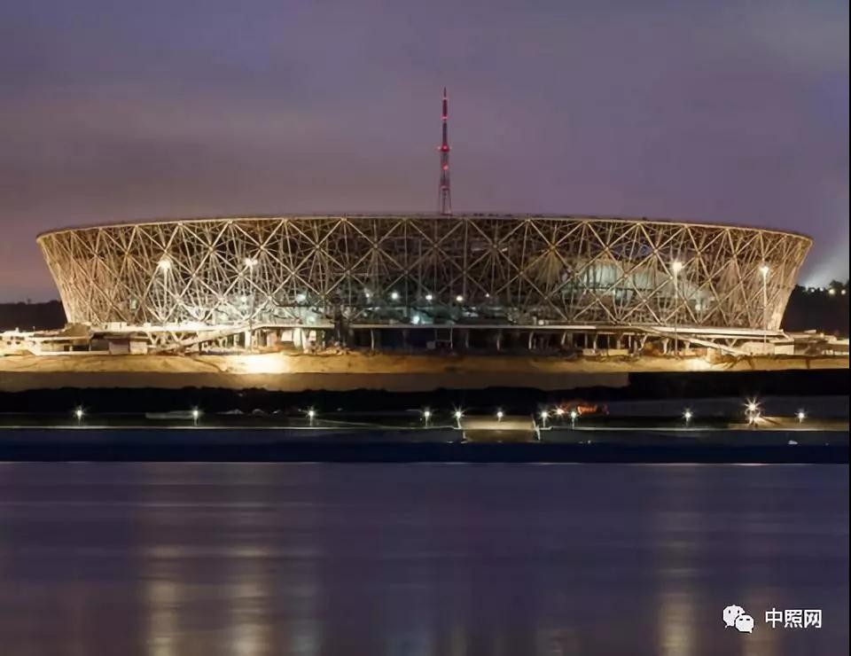 世界杯开幕前夕 欣赏下12座球场夜景